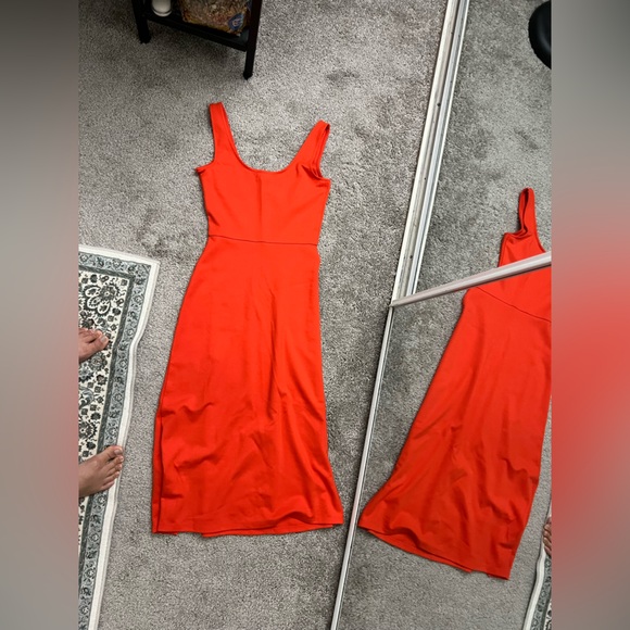 Nordstrom Open Edit Side Slit Midi
Dress Size XS - Picture 5 of 5